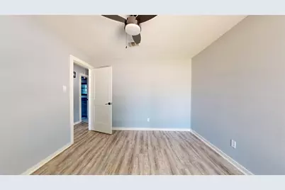 9907 Greencreek Drive, Houston, TX 77070 - Photo 29