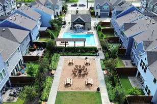 10954 Hewitt Cliff Ln, Houston, TX 77043 - Photo 7