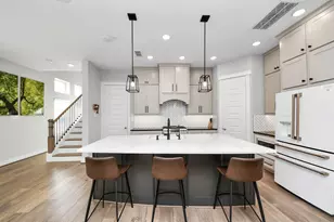 10954 Hewitt Cliff Ln, Houston, TX 77043 - Photo 23