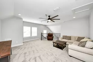 10954 Hewitt Cliff Ln, Houston, TX 77043 - Photo 43