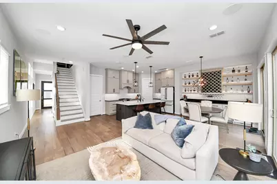 10954 Hewitt Cliff Lane, Houston, TX 77043 - Photo 19