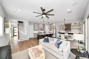 10954 Hewitt Cliff Ln, Houston, TX 77043 - Photo 19