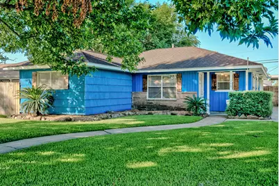 215 W 34th Street, Hockley, TX 77018 - Photo 1