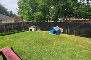 7106 Tierwester St, Houston, TX 77021 - Photo 9