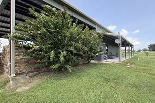 1604 Co Rd 370, El Campo, TX 77437 - Photo 33
