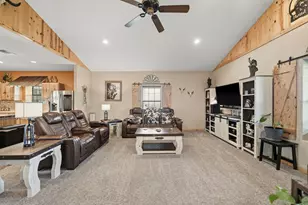 1604 Co Rd 370, El Campo, TX 77437 - Photo 5