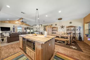 1604 Co Rd 370, El Campo, TX 77437 - Photo 11