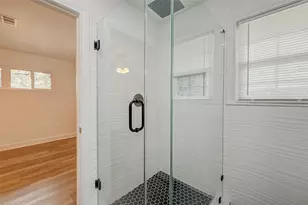 6130 Shadow Crest St, Houston, TX 77074 - Photo 25