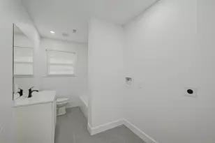 6130 Shadow Crest St, Houston, TX 77074 - Photo 17