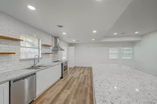 6130 Shadow Crest St, Houston, TX 77074 - Photo 5