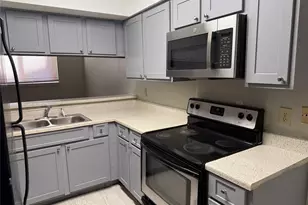 8048 Sands Point Dr, Houston, TX 77036 - Photo 5