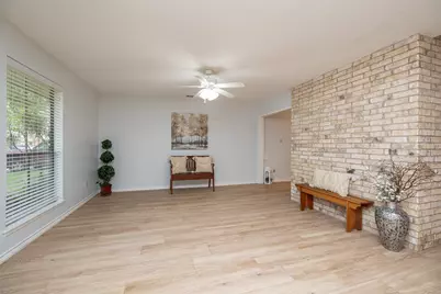 15835 Mesa Gardens Drive, Houston, TX 77095 - Photo 9