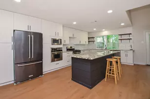 902 Rolling Mill Dr, Sugar Land, TX 77498 - Photo 7