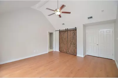 902 Rolling Mill Dr, Sugar Land, TX 77498 - Photo 11
