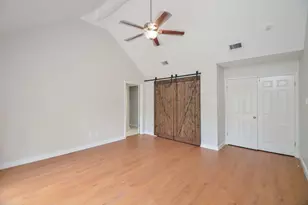 902 Rolling Mill Dr, Sugar Land, TX 77498 - Photo 11