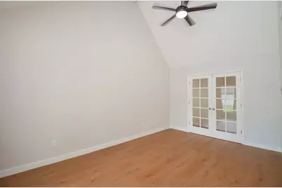 902 Rolling Mill Dr, Sugar Land, TX 77498 - Photo 15