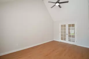 902 Rolling Mill Dr, Sugar Land, TX 77498 - Photo 15