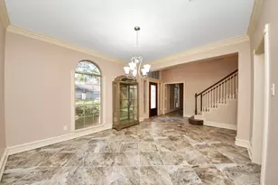 12827 Lindsey Ln, Stafford, TX 77477 - Photo 7