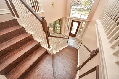 12827 Lindsey Lane, Stafford, TX 77477 - Photo 21