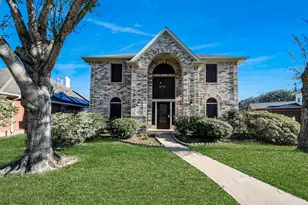 12827 Lindsey Ln, Stafford, TX 77477 - Photo 1