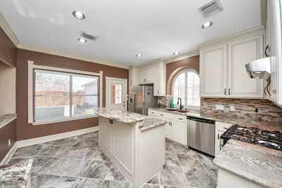 12827 Lindsey Lane, Stafford, TX 77477 - Photo 9