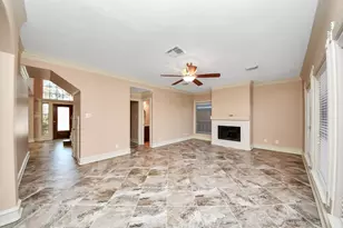 12827 Lindsey Ln, Stafford, TX 77477 - Photo 15