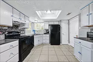 12743 Corning Dr, Houston, TX 77089 - Photo 21