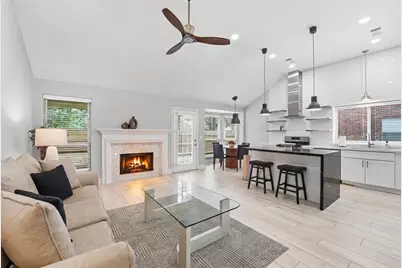 179 N Dreamweaver Circle, The Woodlands, TX 77380 - Photo 9