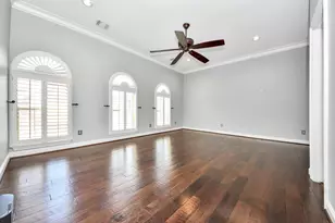 710 Jackson Hill St, Houston, TX 77007 - Photo 21