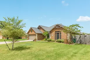 60 Dove Tree Ct, Lake Jackson, TX 77566 - Photo 5