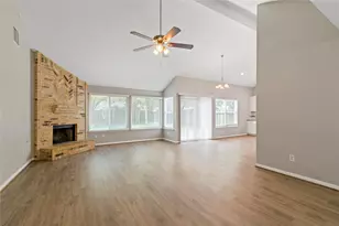 1019 Huntington, Pearland, TX 77584 - Photo 3