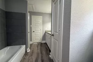 7302 Seton Lake Dr, Houston, TX 77086 - Photo 13