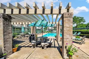 13046 Leader St, Houston, TX 77072 - Photo 17