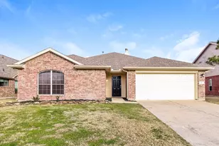 410 Cedar Lake Dr, League City, TX 77573 - Photo 1