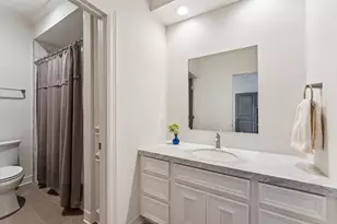 7 Marilane St, Houston, TX 77007 - Photo 27