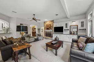14635 Overbrook Ln, Pinehurst, TX 77362 - Photo 9