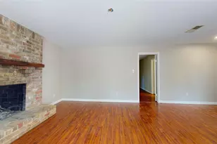 2139 Middle Creek Dr, Houston, TX 77339 - Photo 7