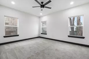 911 Panama Blvd, Houston, TX 77009 - Photo 11