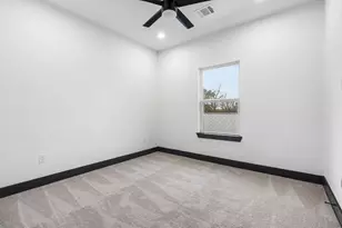 911 Panama Blvd, Houston, TX 77009 - Photo 21