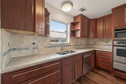 15910 Clayton Bend Drive, Houston, TX 77082 - Photo 23