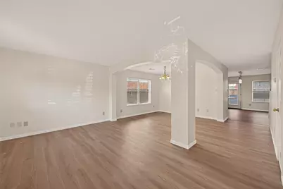 15910 Clayton Bend Drive, Houston, TX 77082 - Photo 5