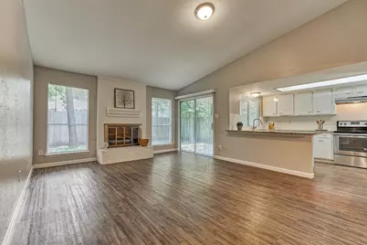 26 W Broken Oak Court, The Woodlands, TX 77381 - Photo 17