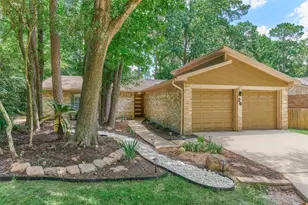 26 W Broken Oak Ct, The Woodlands, TX 77381 - Photo 3