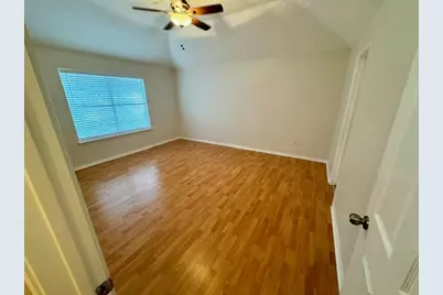 9035 Rippling Fields Drive, Houston, TX 77064 - Photo 17