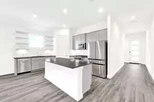 153 Aurora Spgs Dr, Katy, TX 77493 - Photo 3