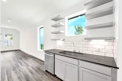 153 Aurora Springs Drive, Katy, TX 77493 - Photo 9