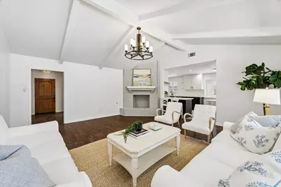 10618 Bordley Drive, Houston, TX 77042 - Photo 3