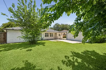 10618 Bordley Drive, Houston, TX 77042 - Photo 11