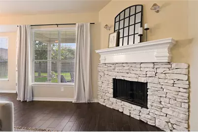 6704 Hidden Colony Lane, Dickinson, TX 77539 - Photo 9