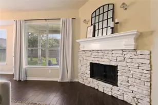 6704 Hidden Colony Ln, Dickinson, TX 77539 - Photo 9